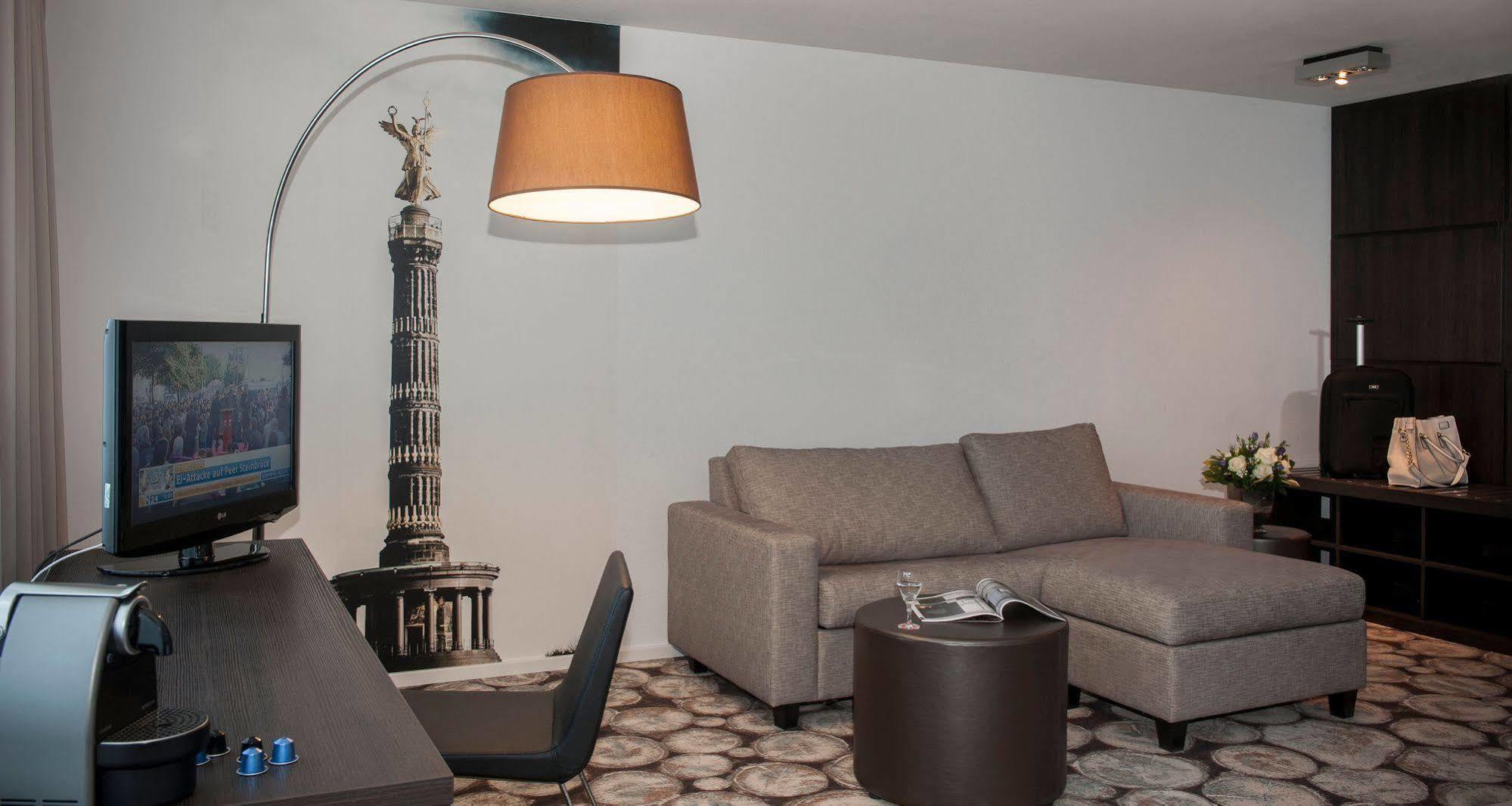Victor'S Residenz-Hotel Berlin Tegel Екстер'єр фото