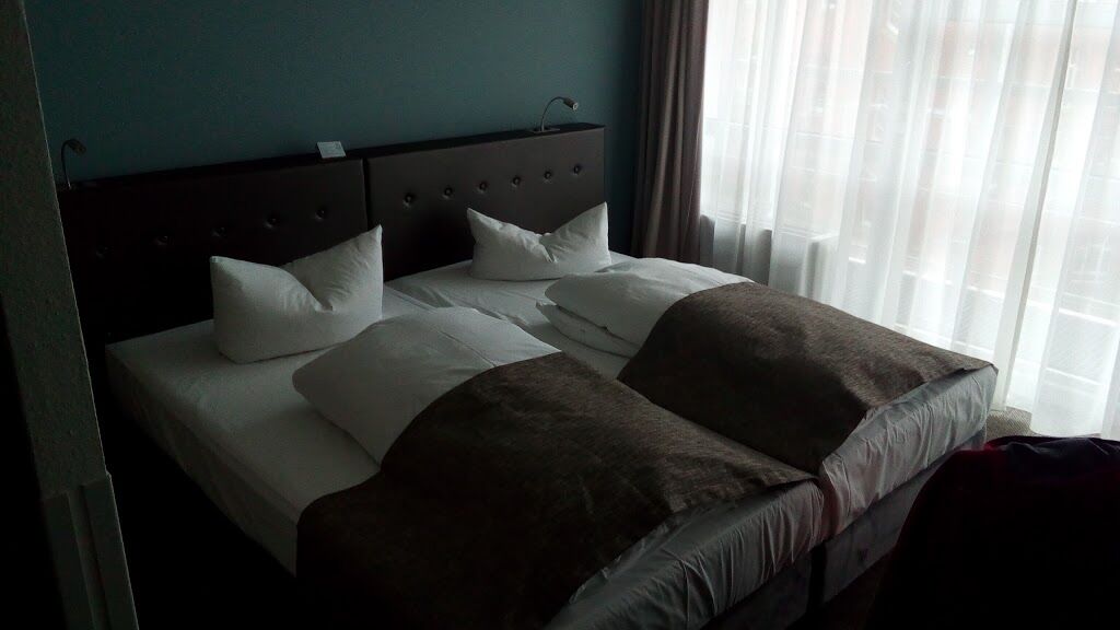 Victor'S Residenz-Hotel Berlin Tegel Екстер'єр фото